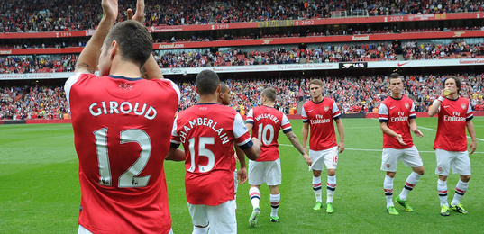 亚精英赛战报：马尔科姆一锤定音，利雅得新月1-0沙迦（亚精英赛快讯：马尔科姆打入制胜一球，利雅得新月1-0击败沙迦）