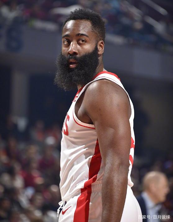 连续5个英超客场送助攻，B费成历史第五人（B费英超客场连续五场送助攻，成史上第5人）