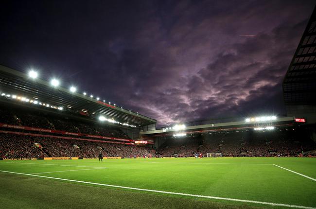 和双小外配合来电！王哲林：主动适应他们球路，慢慢寻找配合感觉（与双小外磨合见成效！王哲林：主动融入其打法，逐步找到默契）