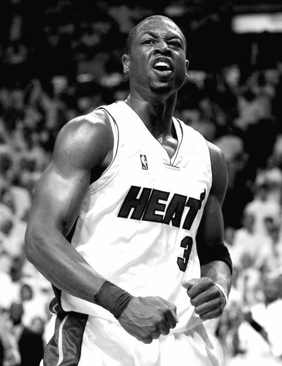 鹈鹕教练：琼斯和普尔的恢复进度相似，我们正让他们尽快归队（鹈鹕主帅：琼斯与普尔康复进度接近，我们正全力促成二人尽快回归）